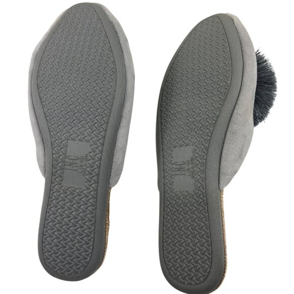 Womens Gray Velvet Quilted Slippers With Faux Fur Pom-Pom & Non-Slip Sole 9-10 - Picture 3 of 6